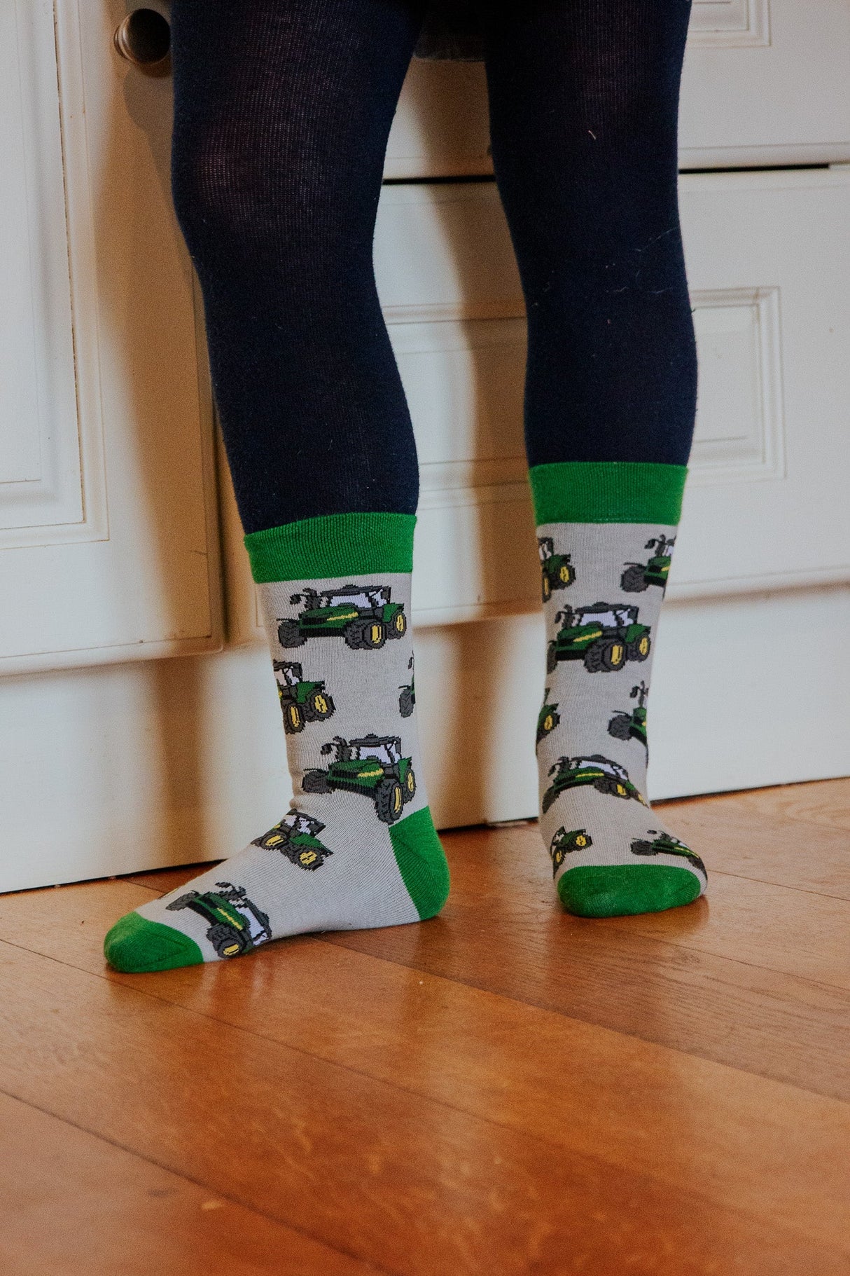 Childrens Green Tractor Crew Socks (9-12Yrs)