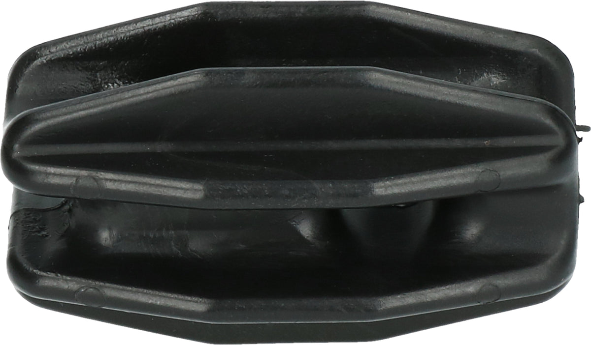 Strain insulator