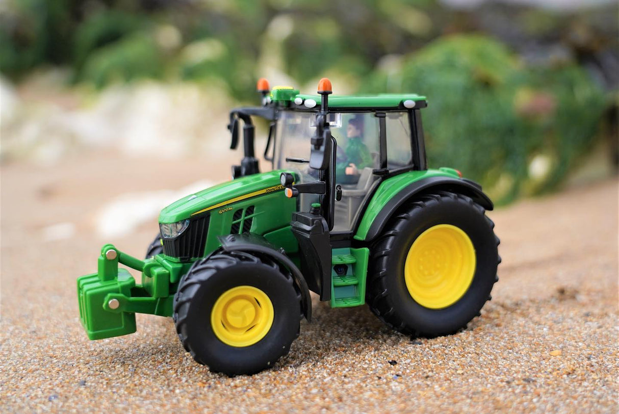 John Deere 6120M