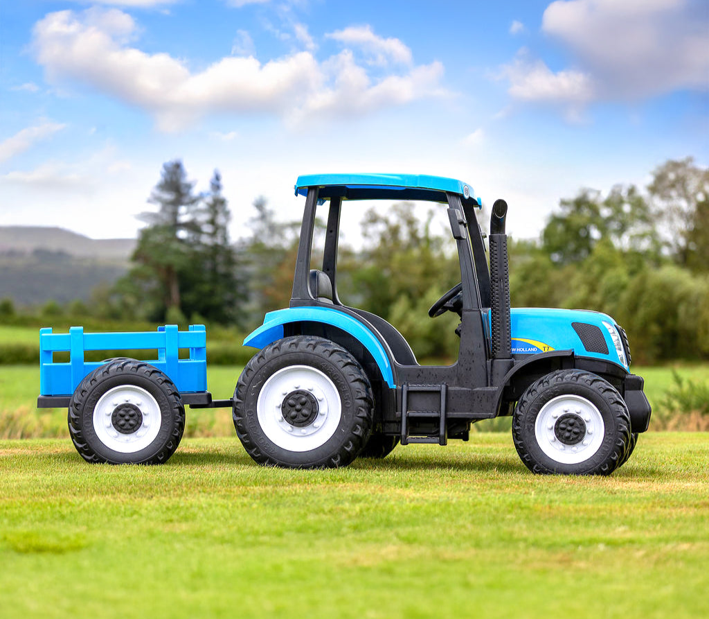 Pre-Order: New Holland 24V Electric Blue Tractor and Trailer (Trailer Included)