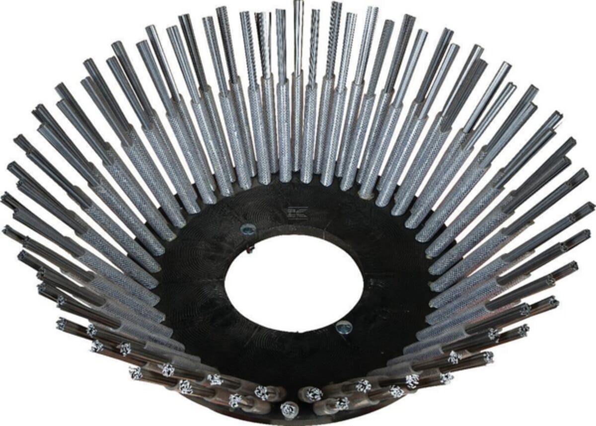Weed brushes of flat spring steel with PVC sheath, heavy version