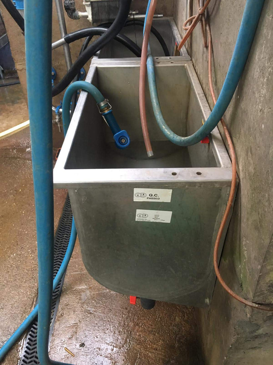Parlour Wash Trough