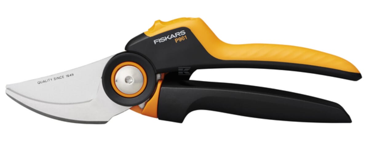 Fiskars X-series pruning shears