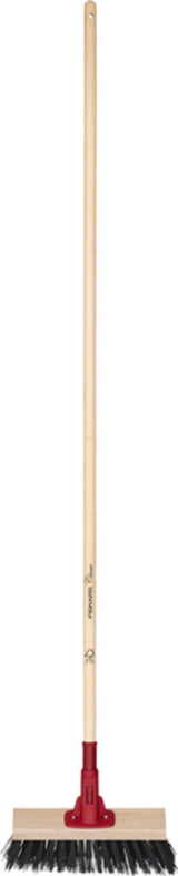 Street broom Fiskars Classic