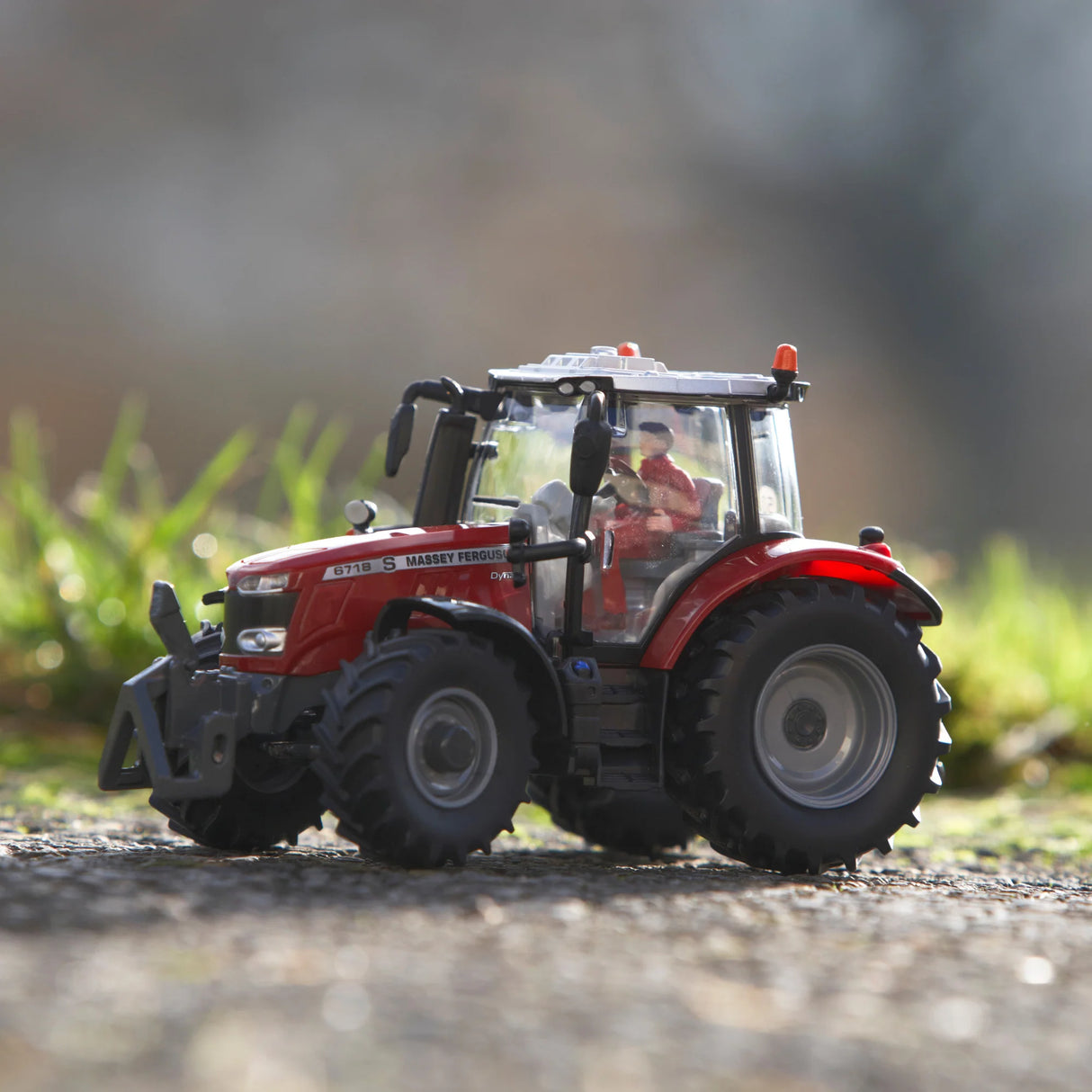Massey Ferguson 6718 S