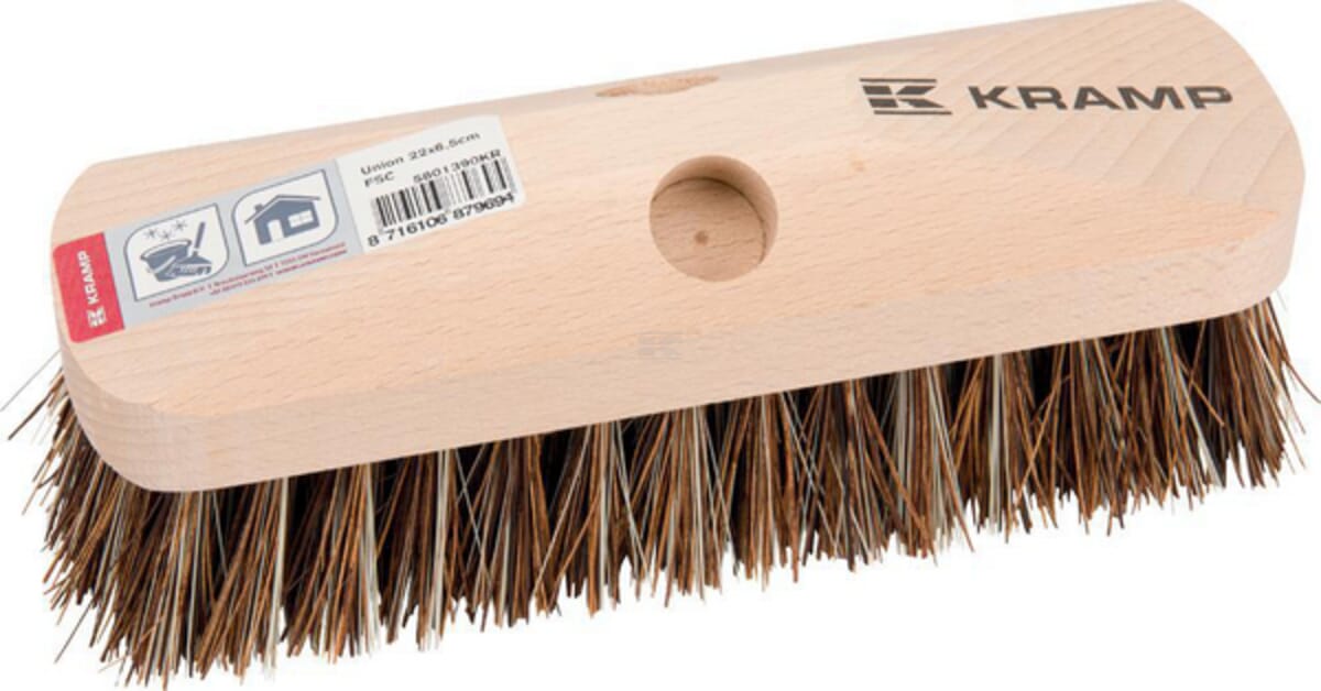 Deck scrubbing brush FSC approved wood