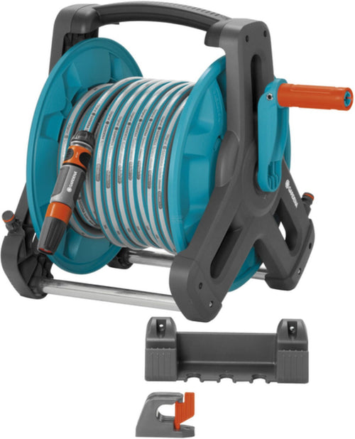 Mobile board hose holder with hose Gardena