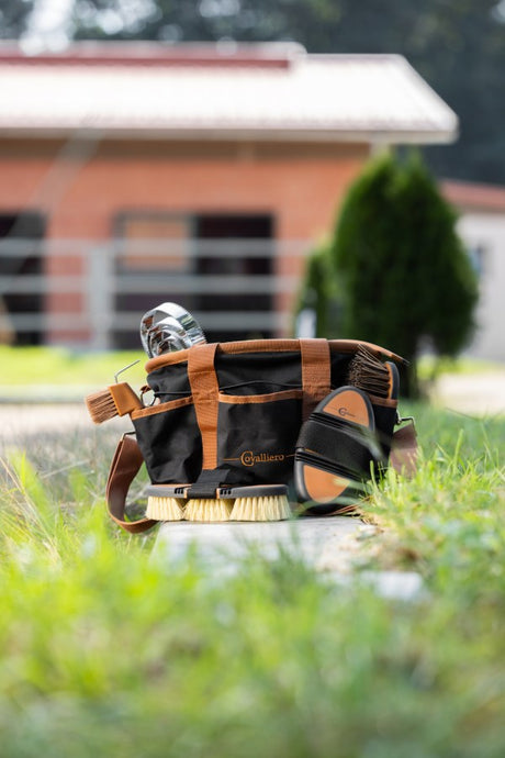 Covalliero Grooming Bag