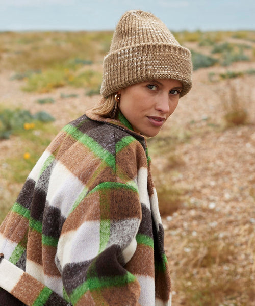 Beechfield Chunky Knit Reverse Patch Beanie (B330R)