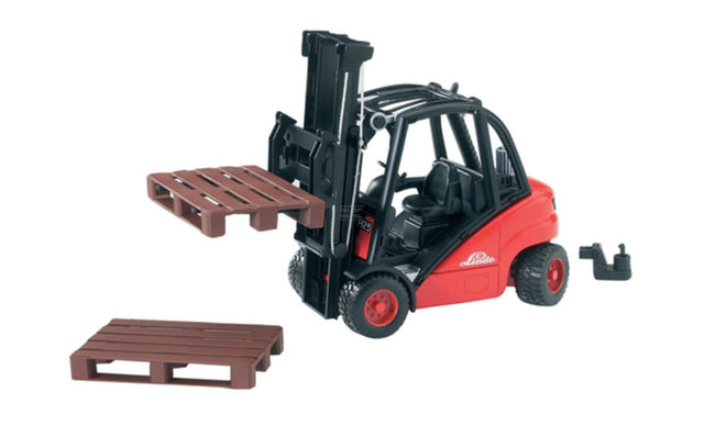 Bruder U02511 Linde H35 forklift and 2 pallets