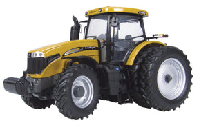 Universal Hobbies UH4145 Challenger MT685D with rear dual wheels