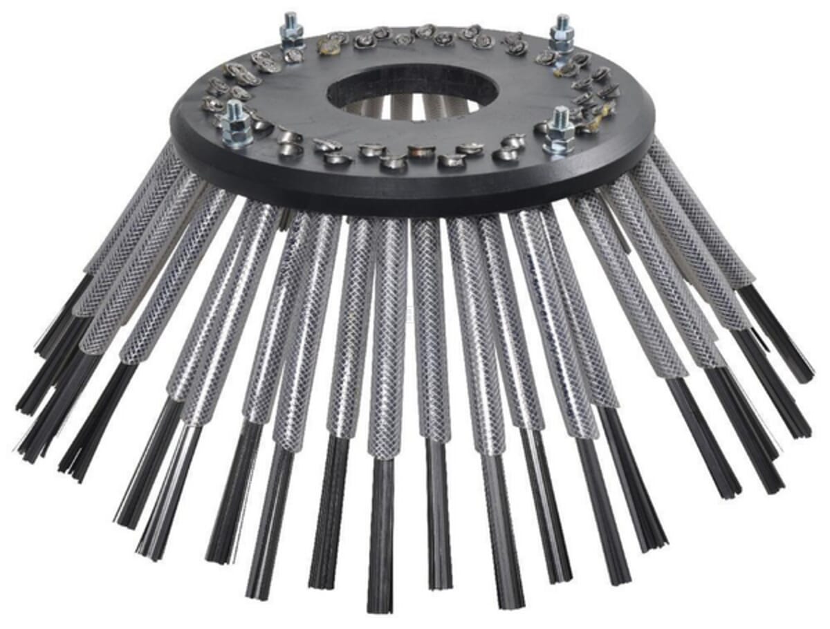 Weed brushes of flat spring steel with PVC sheath, heavy version