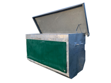 CALF FEEDER BOX